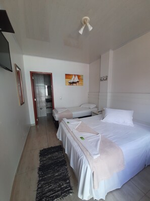 Standard Triple Room - Pousada Casa do Luiggi (Penha)
