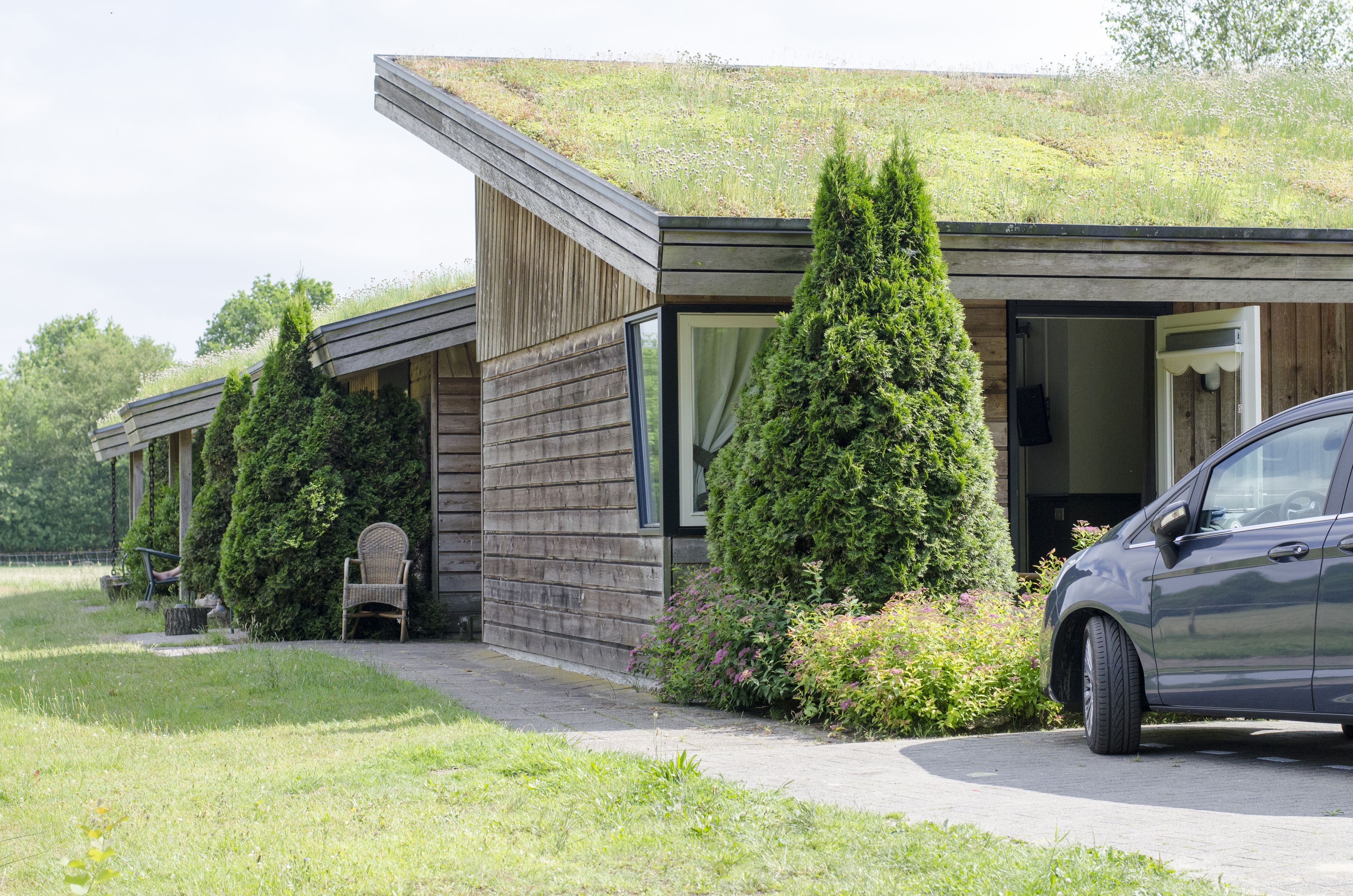 minibar, in-room safe, desk, iron/ironing board