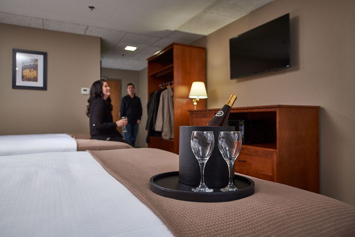 Standard Room, 2 Double Beds, Non Smoking | Room amenity