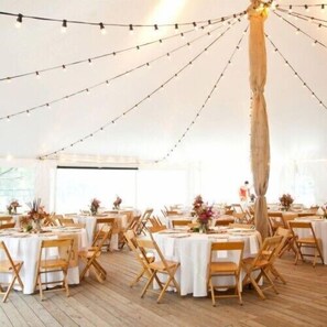 Área para banquetes al aire libre
