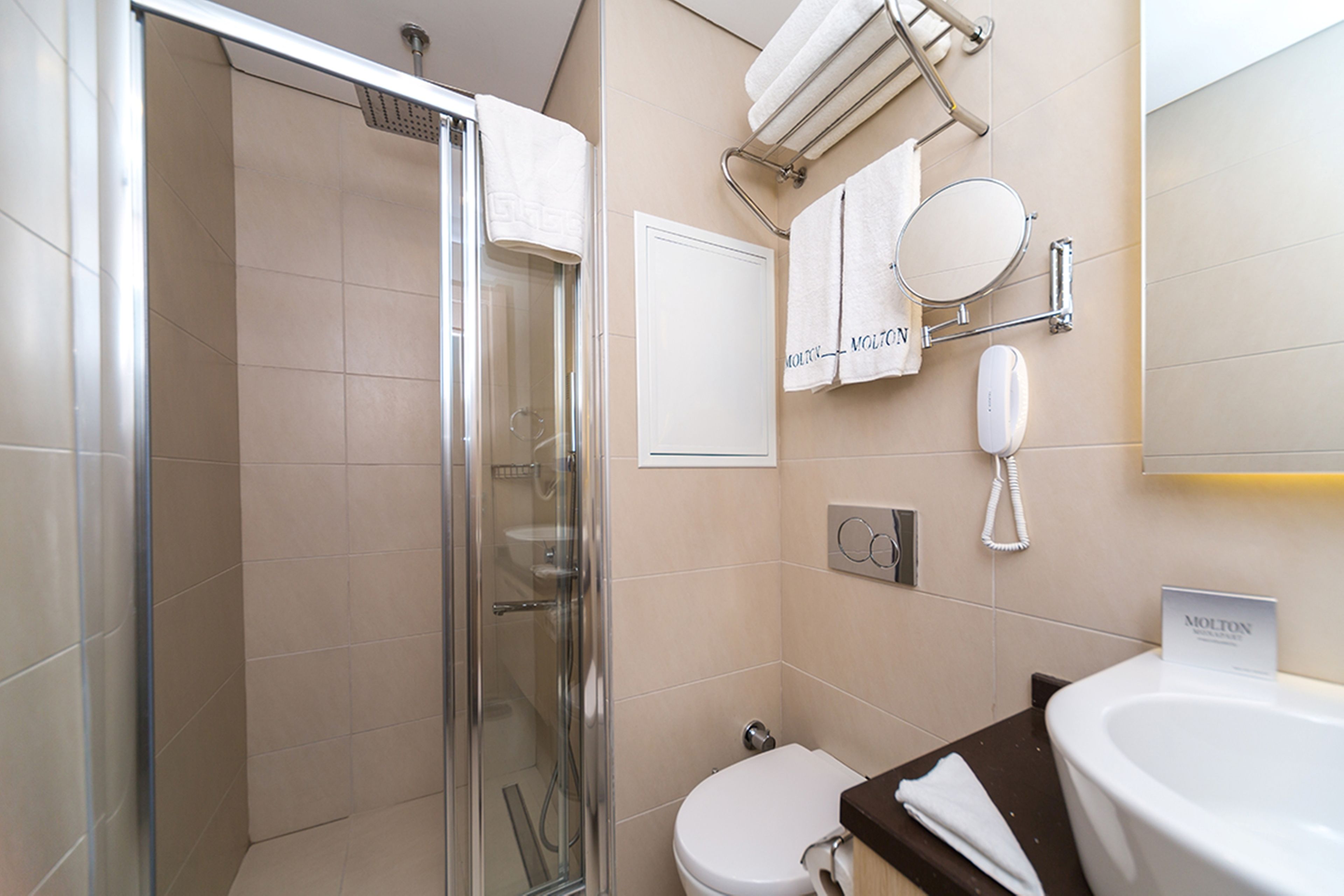 Photo - Molton Monapart Mecidiyekoy
