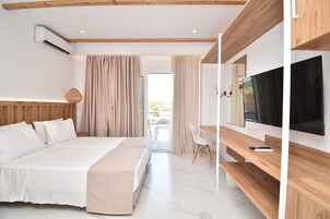 In-room safe, soundproofing, free cribs/infant beds