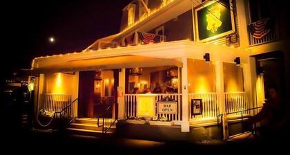 The Crown and Anchor Inn