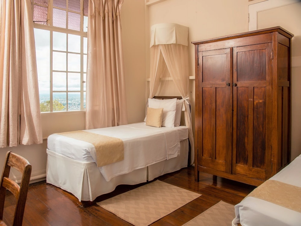 PAX Guest House by null