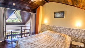 In-room safe, individually decorated, free cribs/infant beds - Pousada do Taxo (Garopaba)
