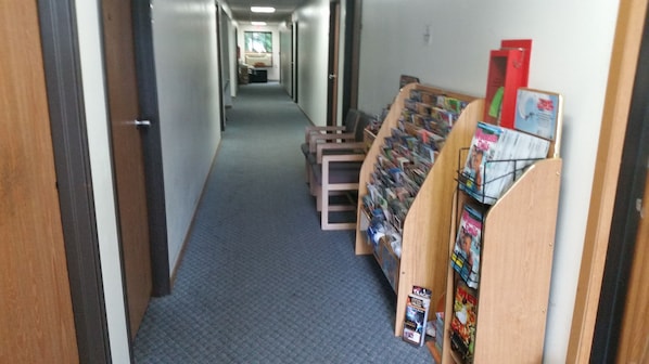 Hallway - Olympia Motel (Wisconsin Dells)