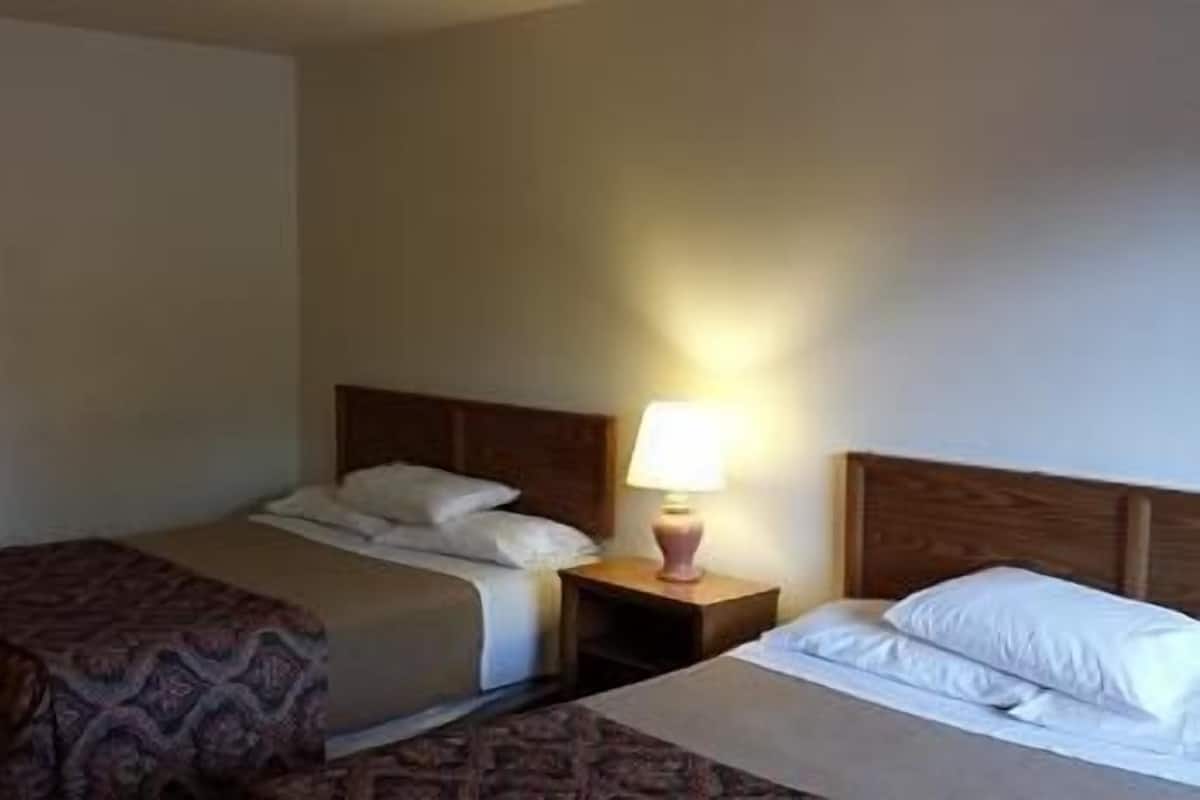 Room | Free WiFi
