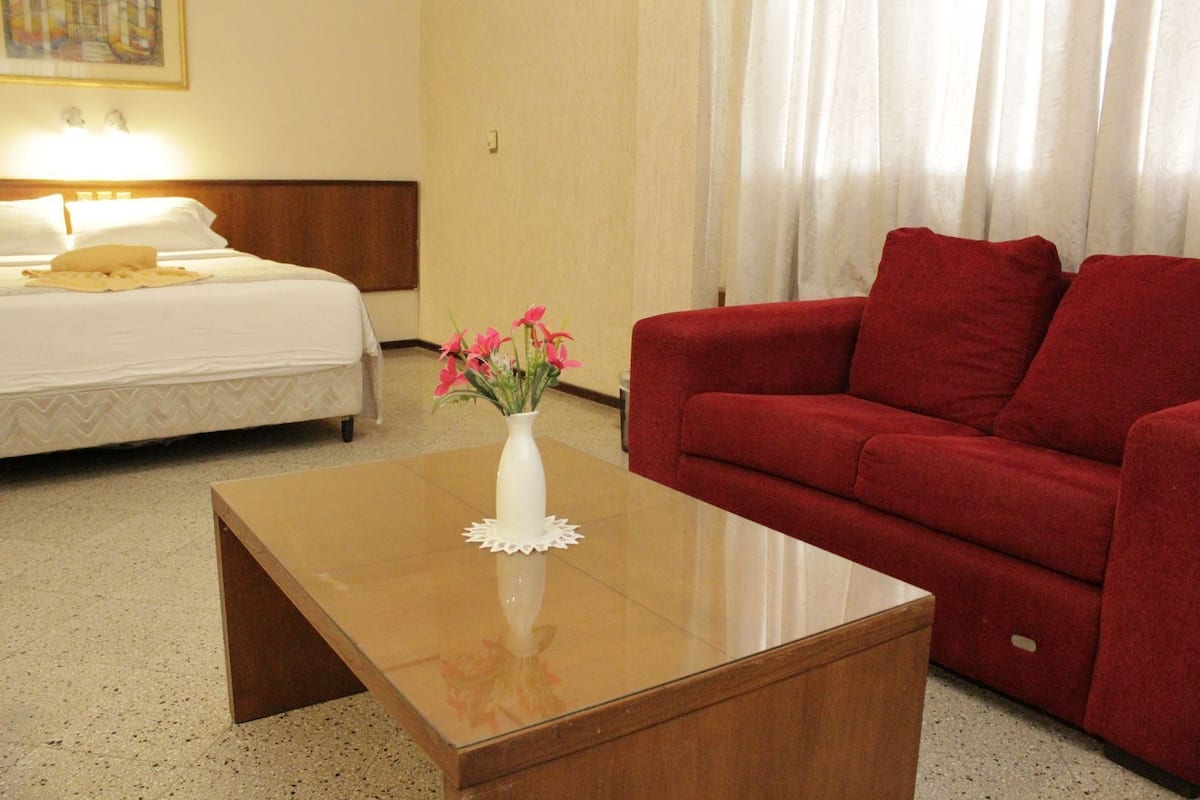 Habitación doble superior | Escritorio, wifi gratis y ropa de cama