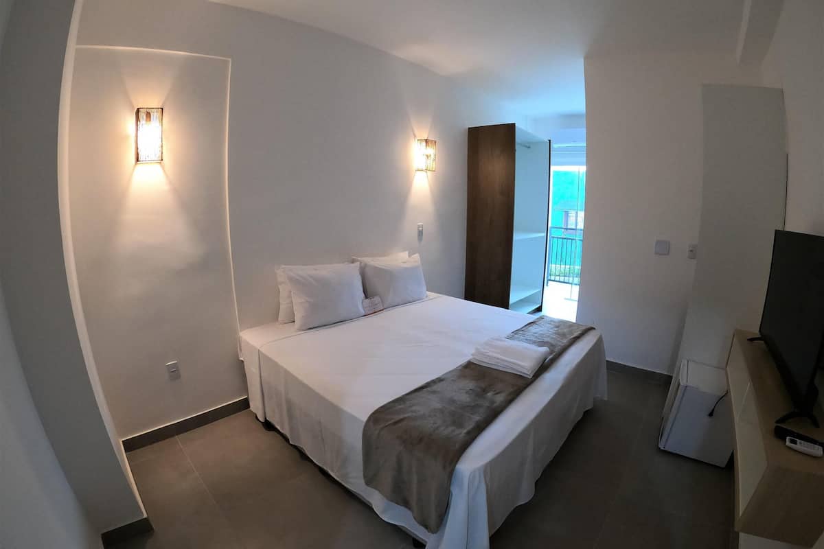 1 habitación, minibar y espacio para trabajar con laptop