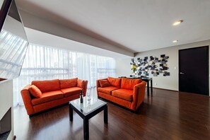 Living room - Suites Parioli (Mexico City)