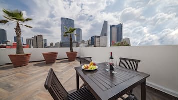 Penthouse | Terrace/patio