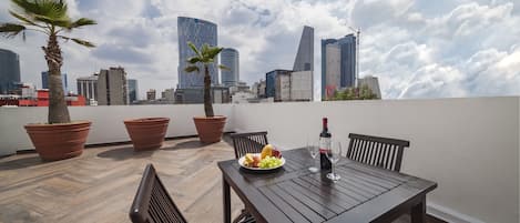 Penthouse | Terrace/patio