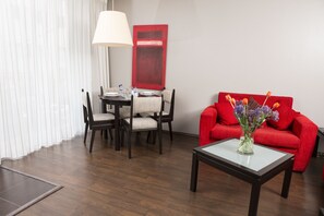 Living area - Suites Ganges (Mexico City)