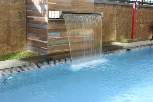 Beverly Hills: Hotel & Business