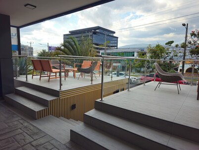 Beverly Hills: Hotel & Business