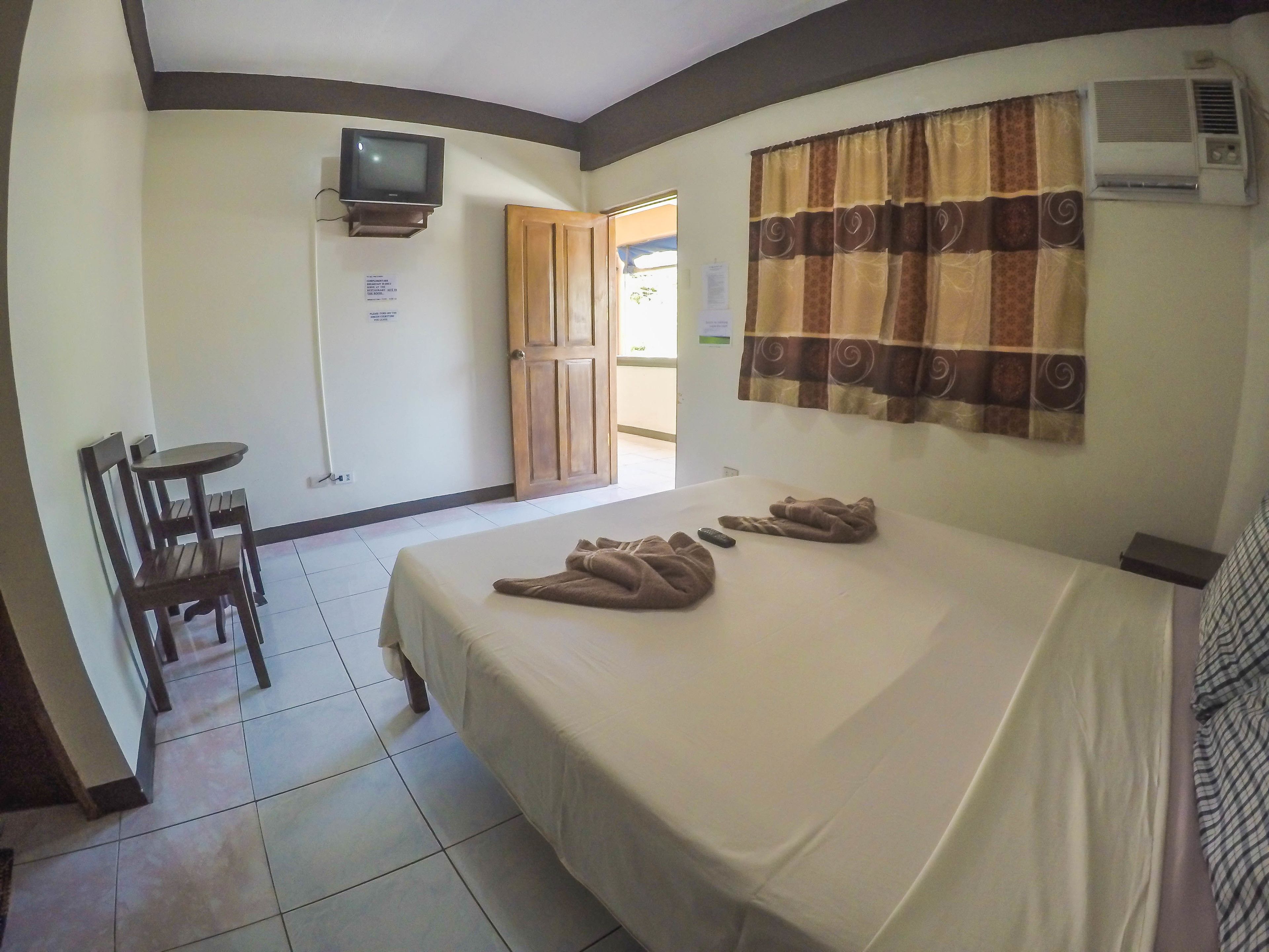 Standard Room | Desk, free WiFi, bed sheets