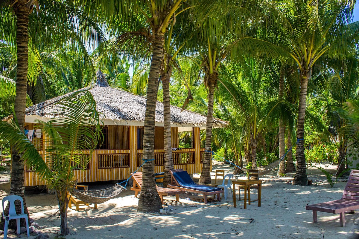 minibar, rollaway beds, bed sheets