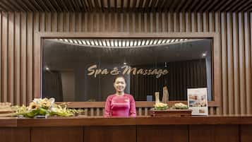 Sauna, steam room, hot stone massages, 14 treatment rooms