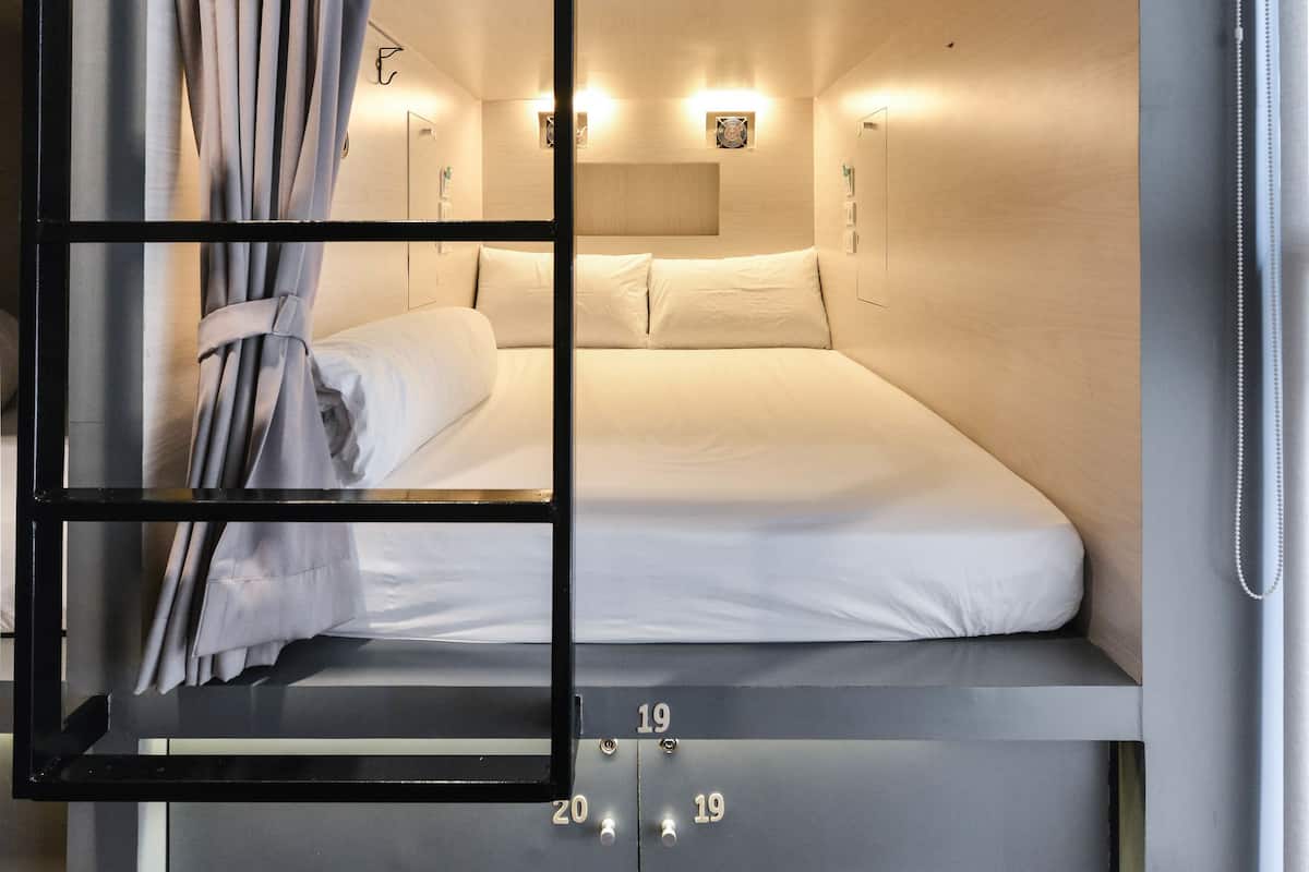 DOUBLE BED CUBE