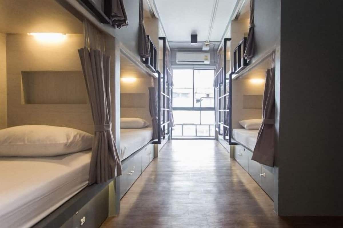 Hochwertige Bettwaren, Zimmersafe, Verdunkelungsvorhänge