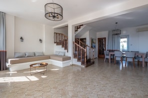 Living area - Asteris Village (Polygyros)