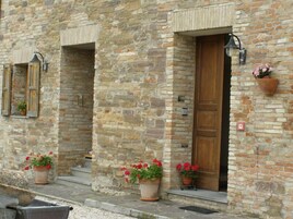 Entrada al alojamiento