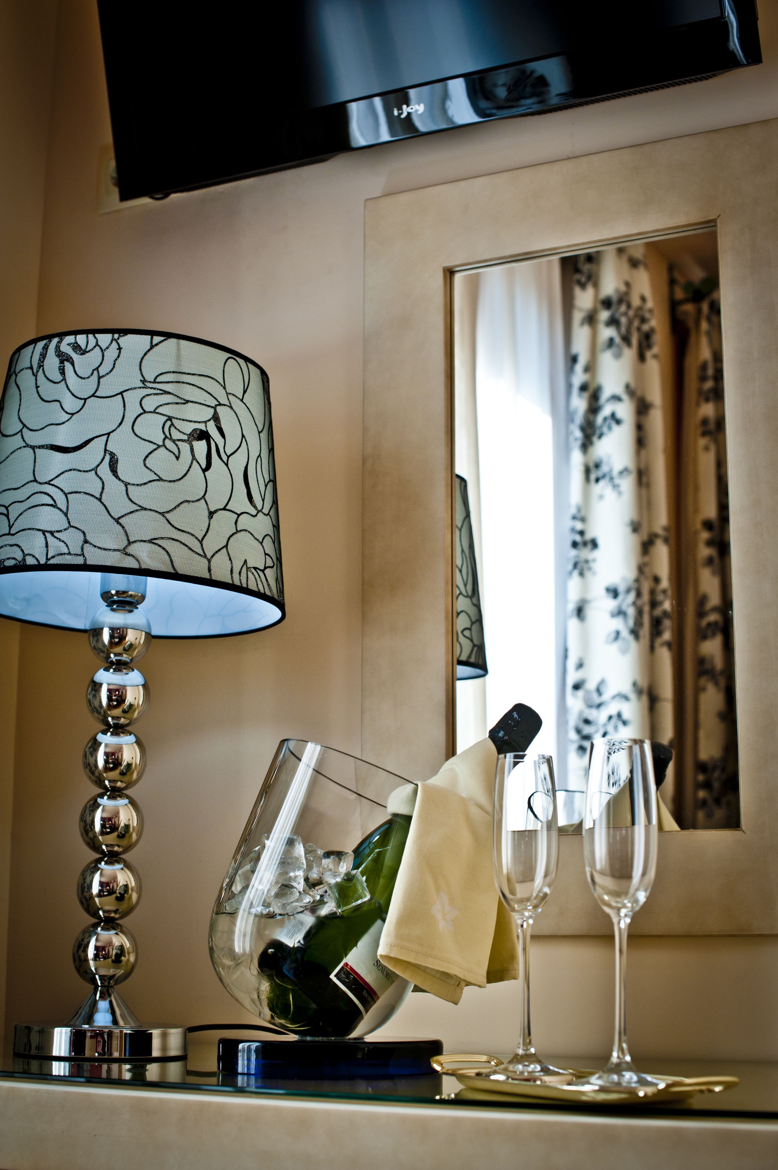 Photo - Hotel Condes de Castilla