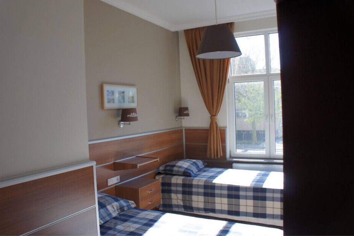 Standard Twin Room | Cribs/infant beds, WiFi (free)