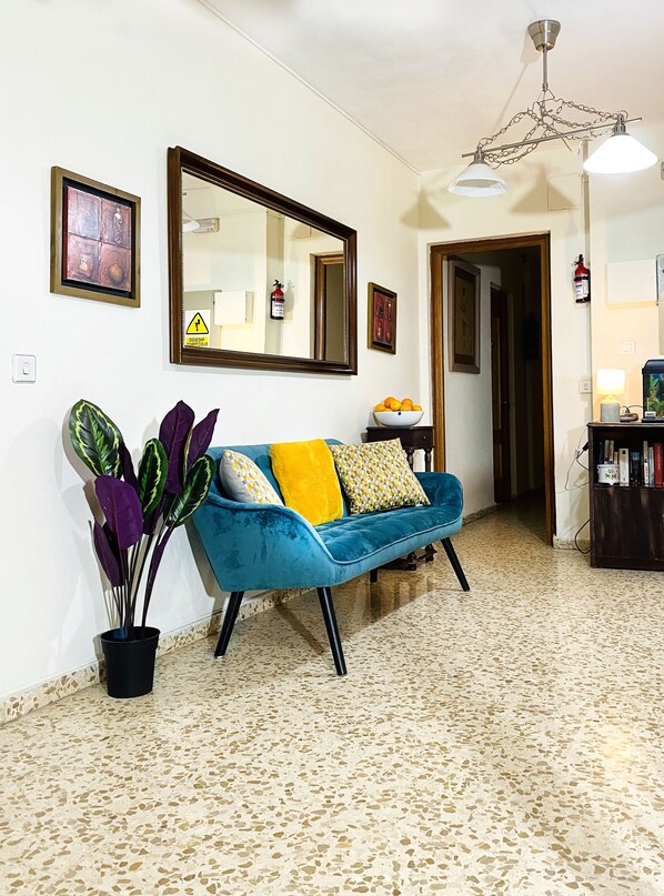 Una televisión de pantalla plana