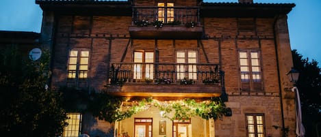 Front of property - evening/night