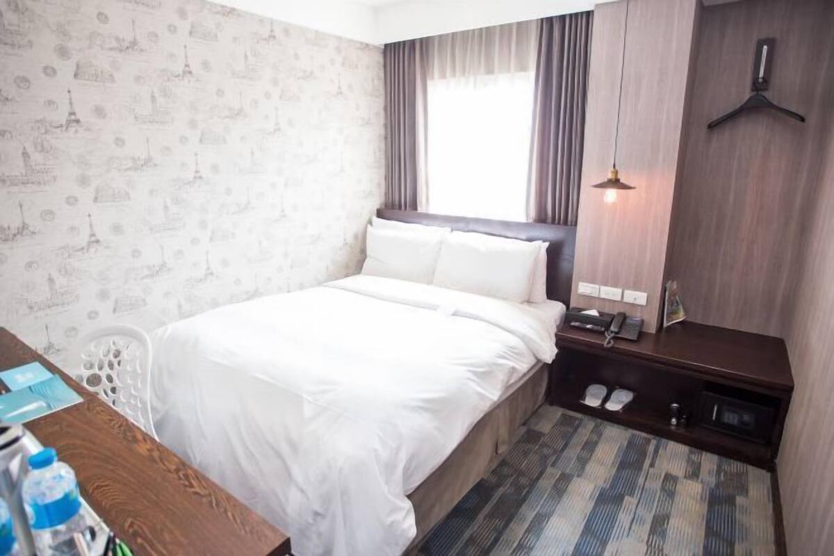 1 bedroom, down comforters, in-room safe, desk