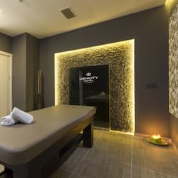 Couples treatment room(s), sauna, steam room, Turkish bath/hammam