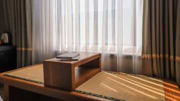 Superior Double Room | Desk, laptop workspace, blackout drapes, soundproofing