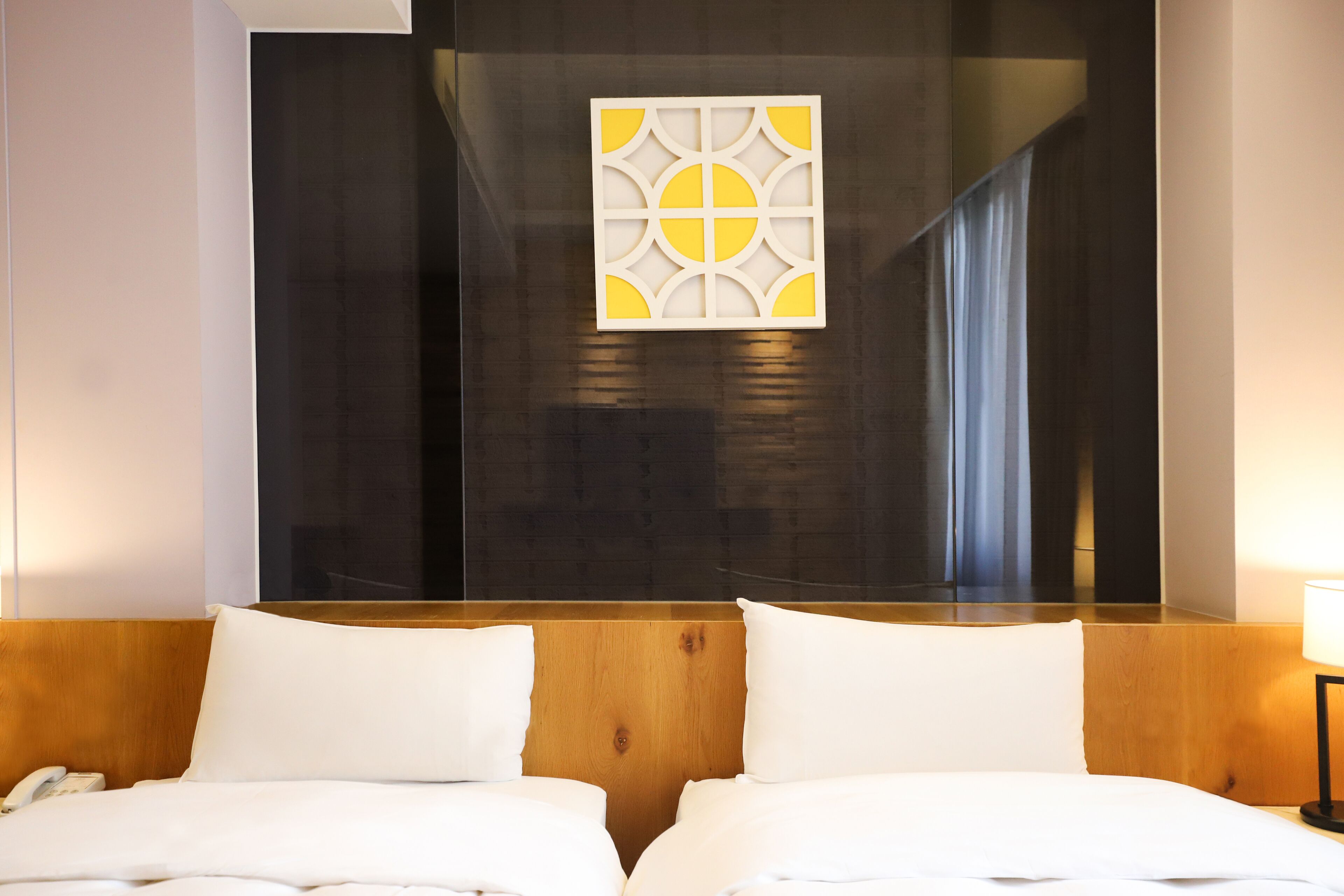 standard twin room | 1 bedroom, desk, laptop workspace, blackout curtains