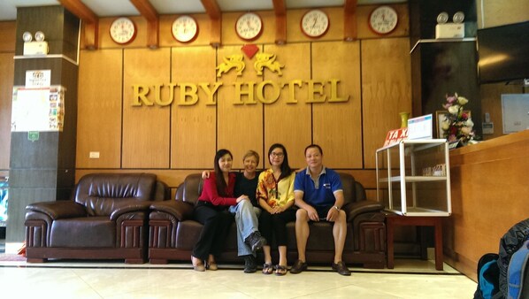 Reception - Ruby Hotel Dien Bien (Dien Bien Phu)