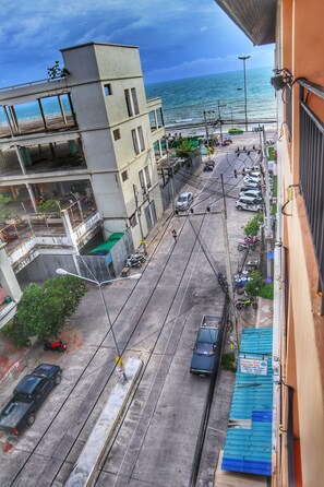 Vue sur la ville depuis l’hébergement