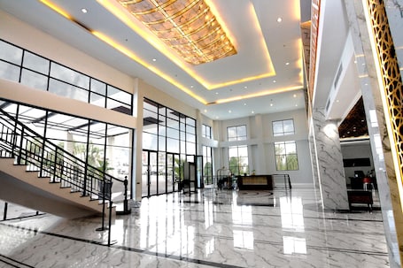 Lobi. Hermes Palace Hotel Banda Aceh