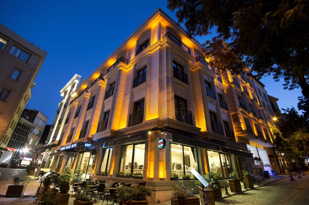 Antusa Palace Hotel & Spa