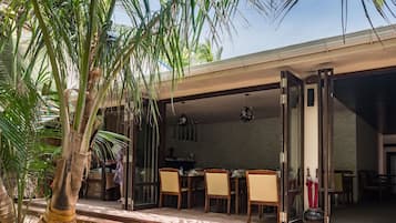 مدخل المنشأة