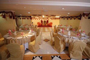 Banquet hall - Al Bustan Hotel (Sharjah)