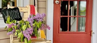 화이트페이스 팜 아디론다크 침대와 조식