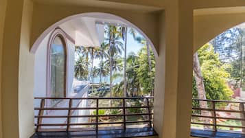 Deluxe Suite, 1 Bedroom | Balcony
