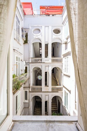 Apartment (2 Bedrooms) | 2 bedrooms, laptop workspace, bed sheets