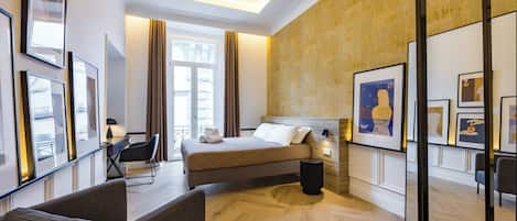 Apartment (3 Bedrooms) | 3 Schlafzimmer, laptopgeeigneter Arbeitsplatz, Bügeleisen/Bügelbrett