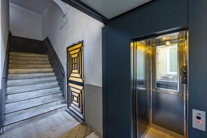 Elevator - Highline Duomo Terrace by Napoliapartments (Naples)