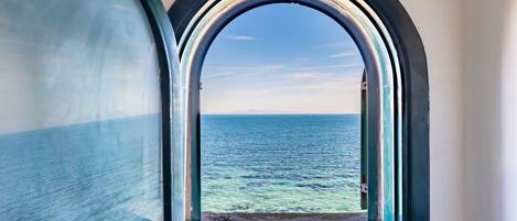 Apartment (2 Bedrooms) | Water view