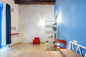 Apartment (2 Bedrooms) - Quartieri Spagnoli Experiences at Taverna Penta (Naples)