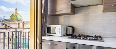 Apartment (1 Bedroom) | Private kitchen