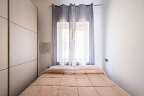 Apartment (1 Bedroom)