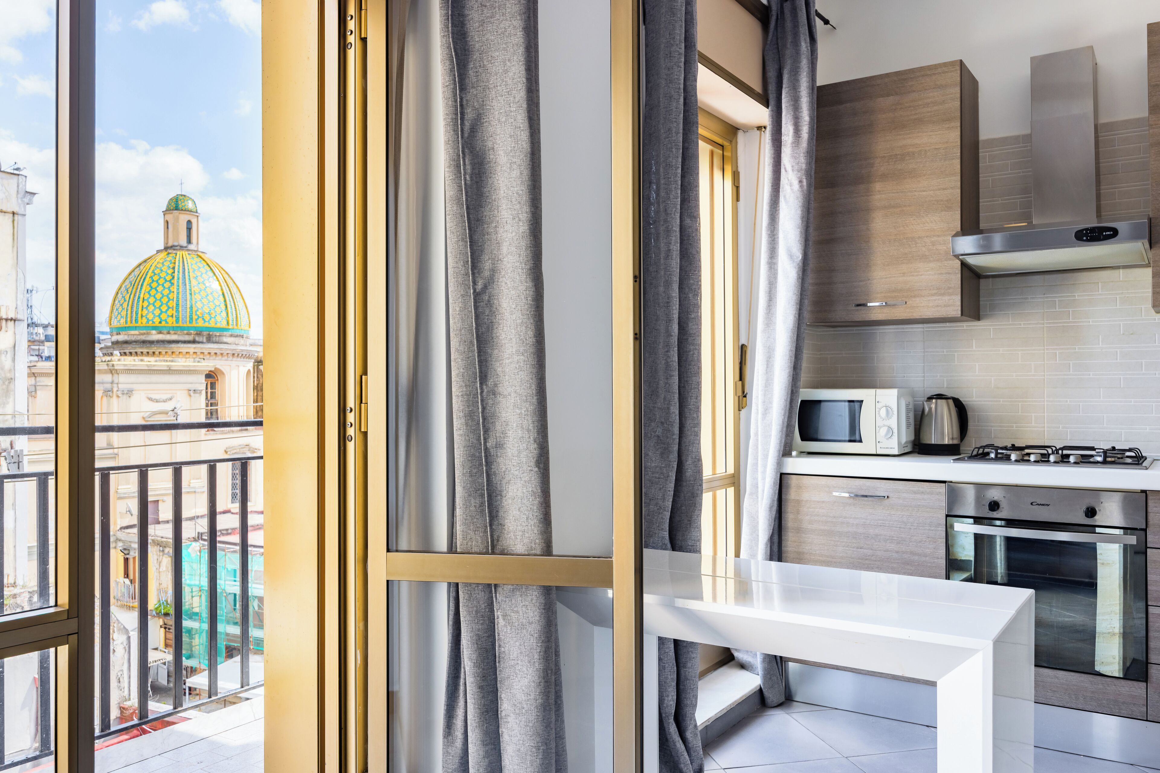 Apartment (1 Bedroom) | Private kitchen | Oven, stovetop, espresso maker, cookware/dishes/utensils